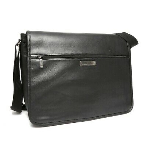 Kenneth Cole Reaction Other - Kenneth Cole Messenger/Laptop Bag